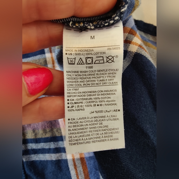 Old Navy flannel button down "boyfriend shirt" (Medium) π©·ππ€π©· - Picture 13 of 16